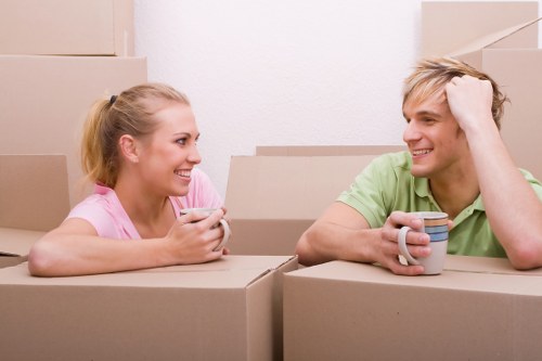 Packing boxes and furniture for transport in Cowley